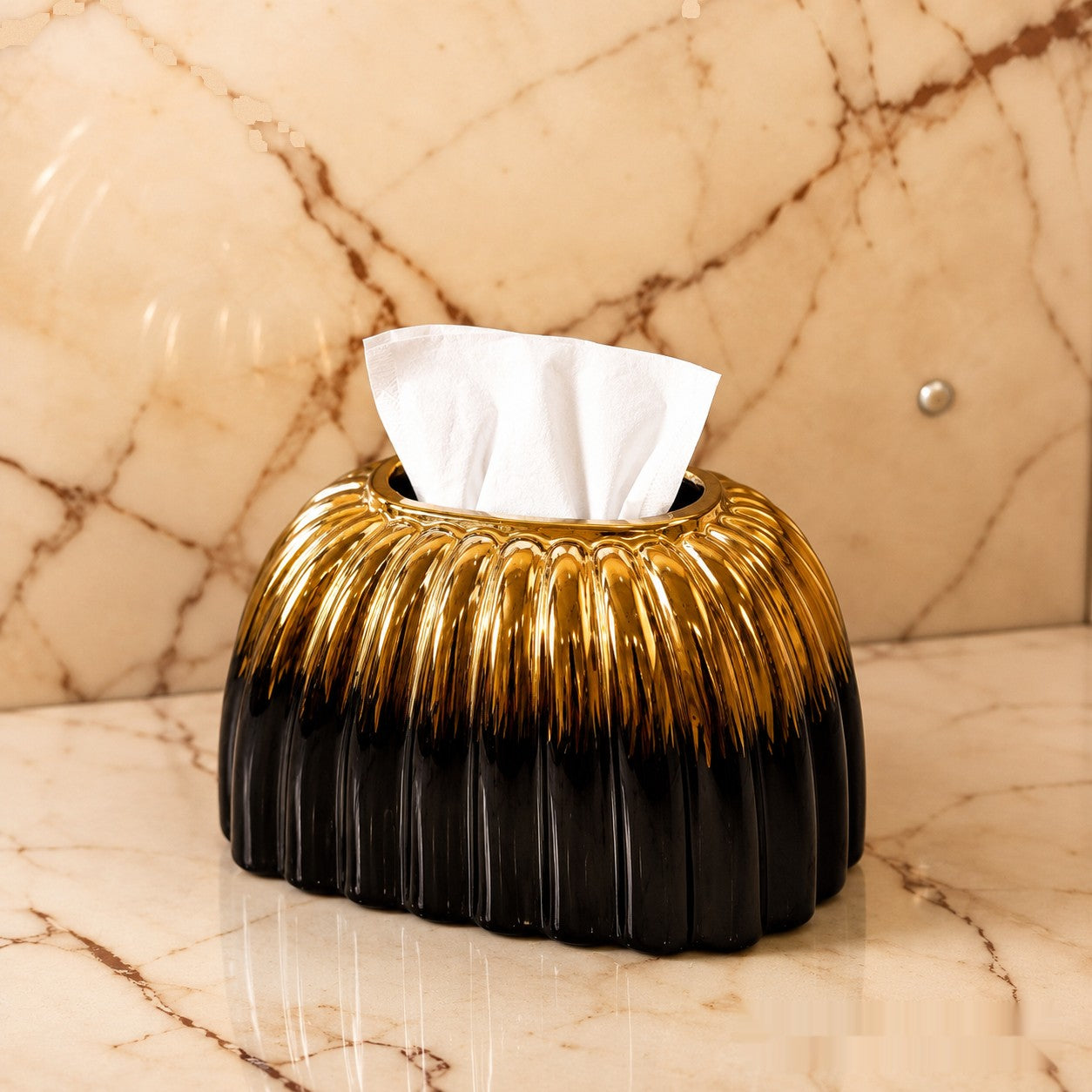 Luxury Black & Gold Ceramic Tissue Box Holder – Modern Ribbed Decorative Tissue Cover (1 Pc)